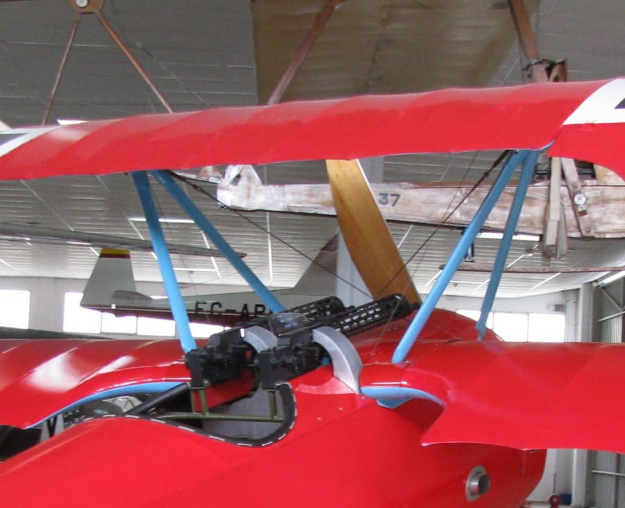 Конструкция «кабана» трипланной коробки крыльев серийного истребителя Fokker Dr I